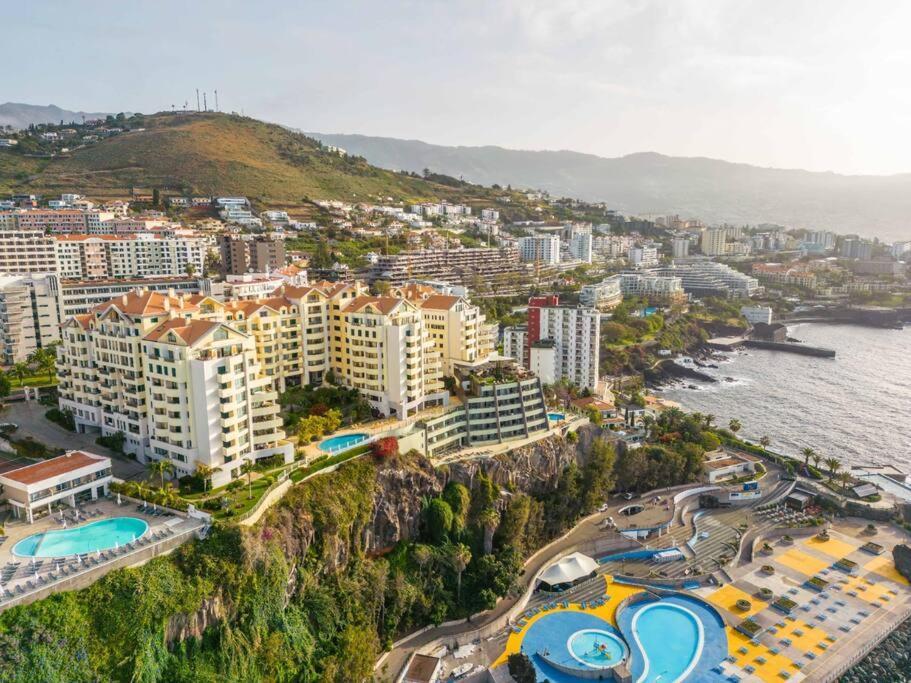 Super Cliff Apartment Фуншал Екстериор снимка